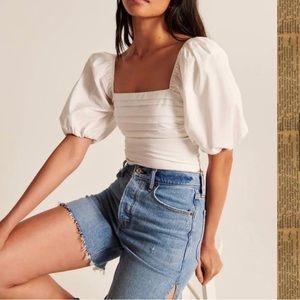 Ruched Bodice Puff Sleeve Top